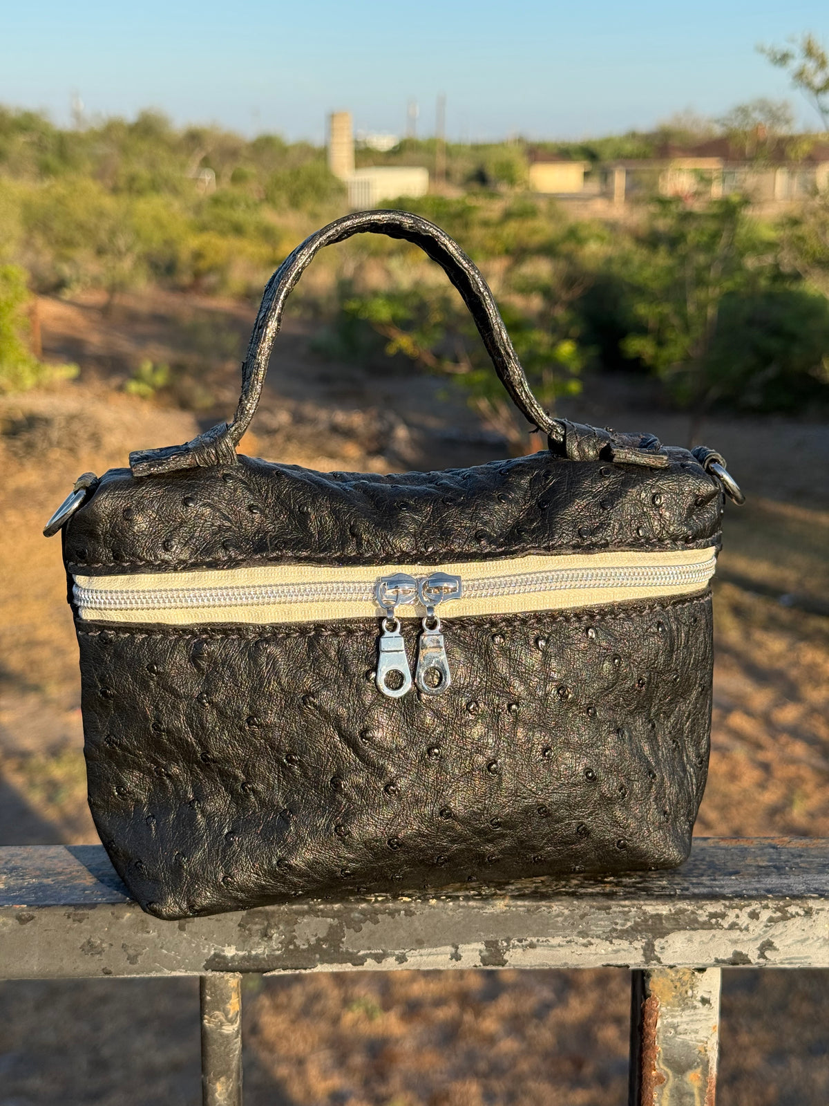 The Rio Grande | Exclusive Exotic Handbag - Black Ostrich