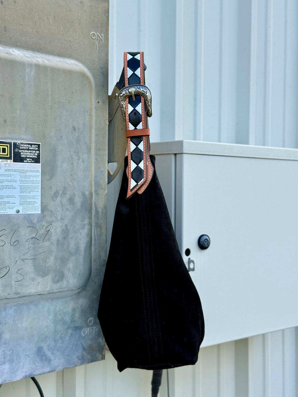 Belt Buckle Bag | Black w/ Checkered Strap