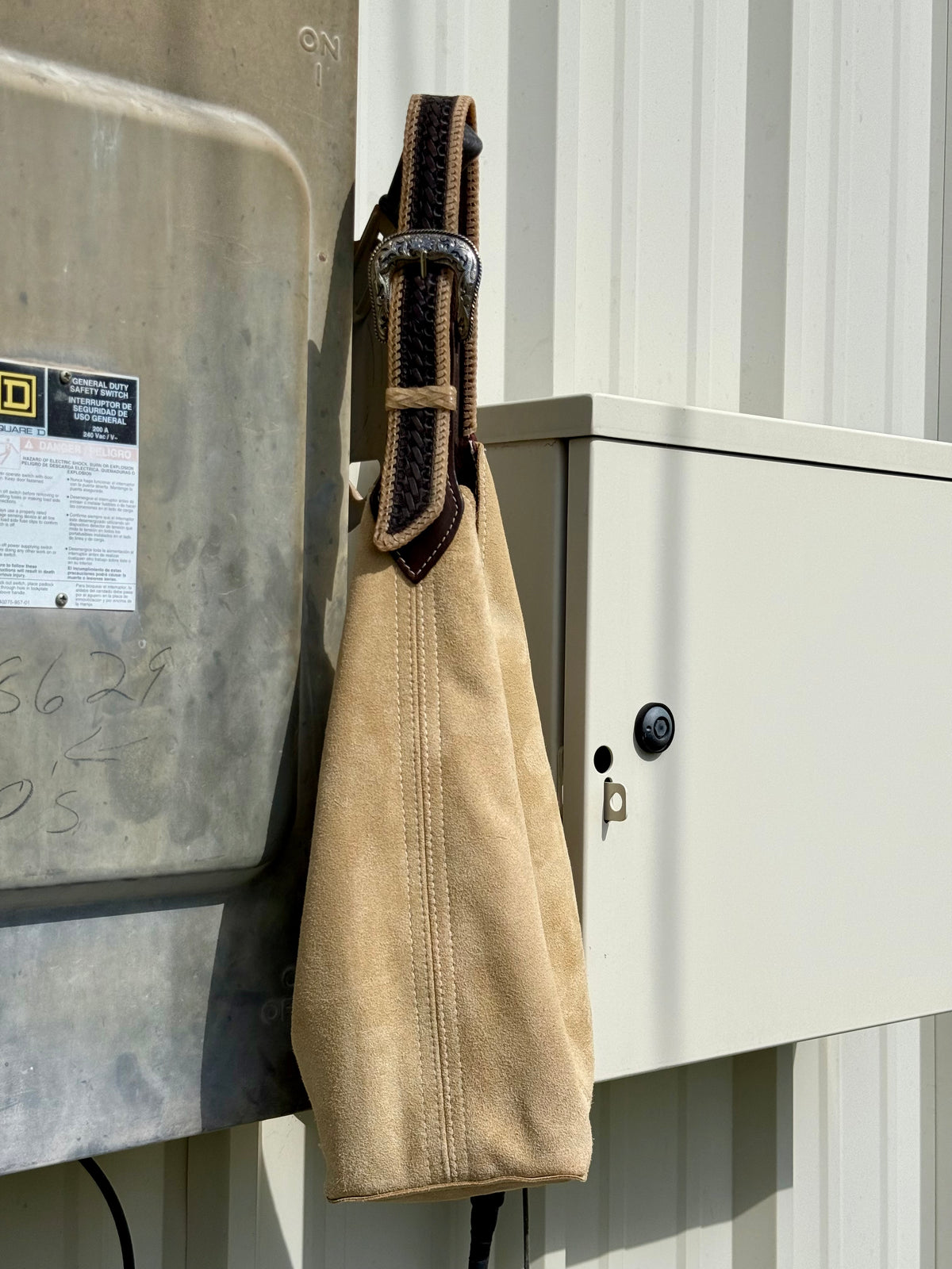 Belt Buckle Bag | Sand w/ Rawhide NFR SPECIAL EDITION
