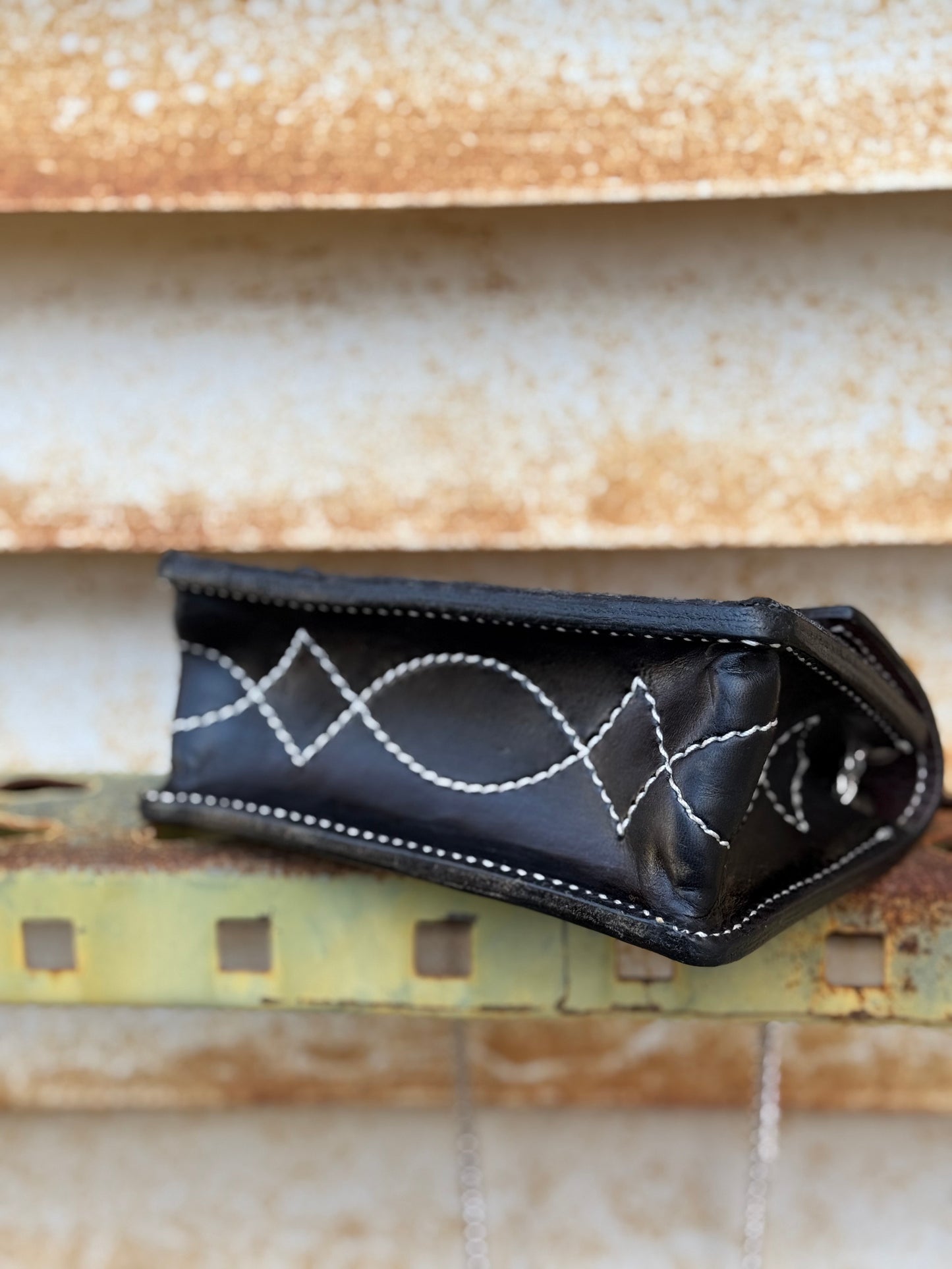 The Cowgirl Clutch- BLACK (FULL LEATHER)