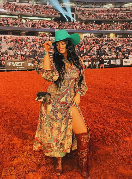 The Cowgirl Stadium- BLACK