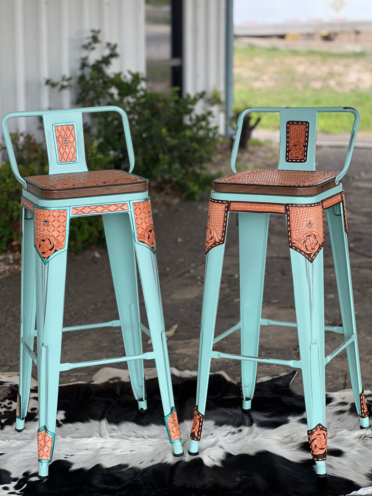 (PRE-ORDER) SET OF 2 TURQUOISE SWIVEL  BAR STOOLS