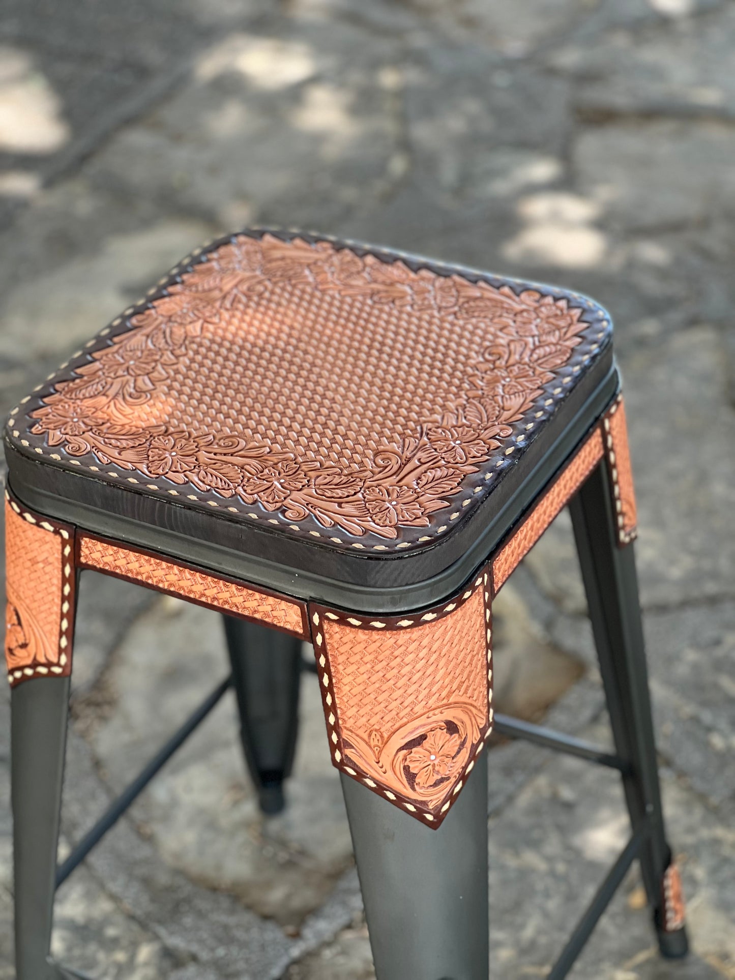 2025 BAR STOOL DESIGN