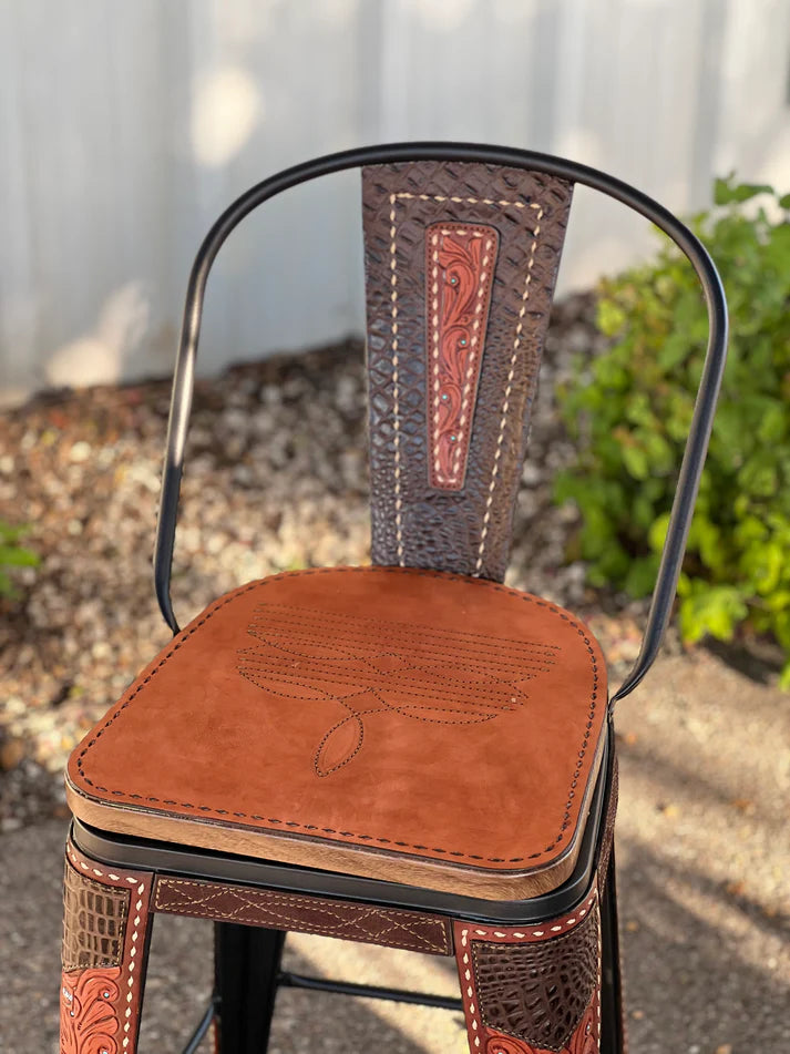 (STOCK) 30" THE CHCOLATE PAISLEY GATOR w/ Tall Back in BLACK