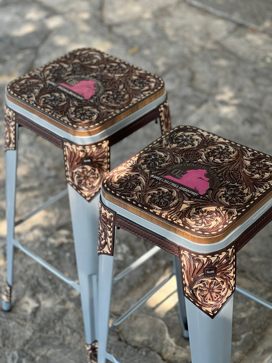 (PRE-ORDER) IRO Bar Stools