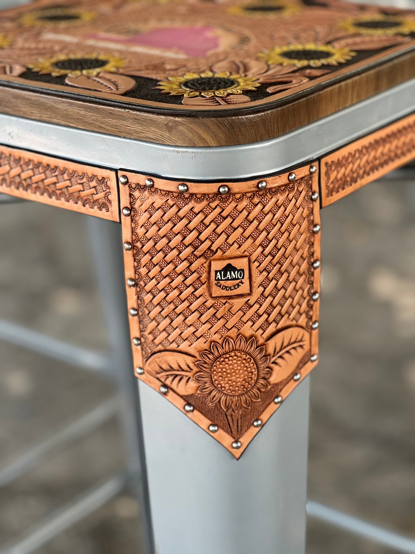 (PRE-ORDER) Set of 2 Bar Stools with Sunflower