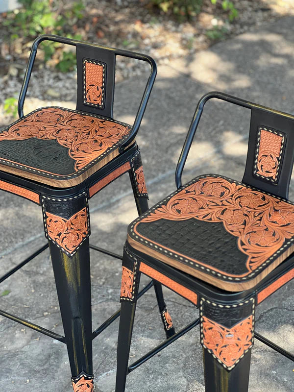 (STOCK!) SET OF 2 30" Black Gator Bar stools w/ black short back bar stools
