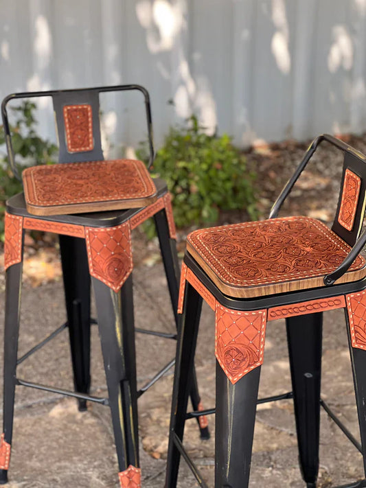 (STOCK!) SET OF 2 30" The Cowboy w/ Black Short Black Bar Stools