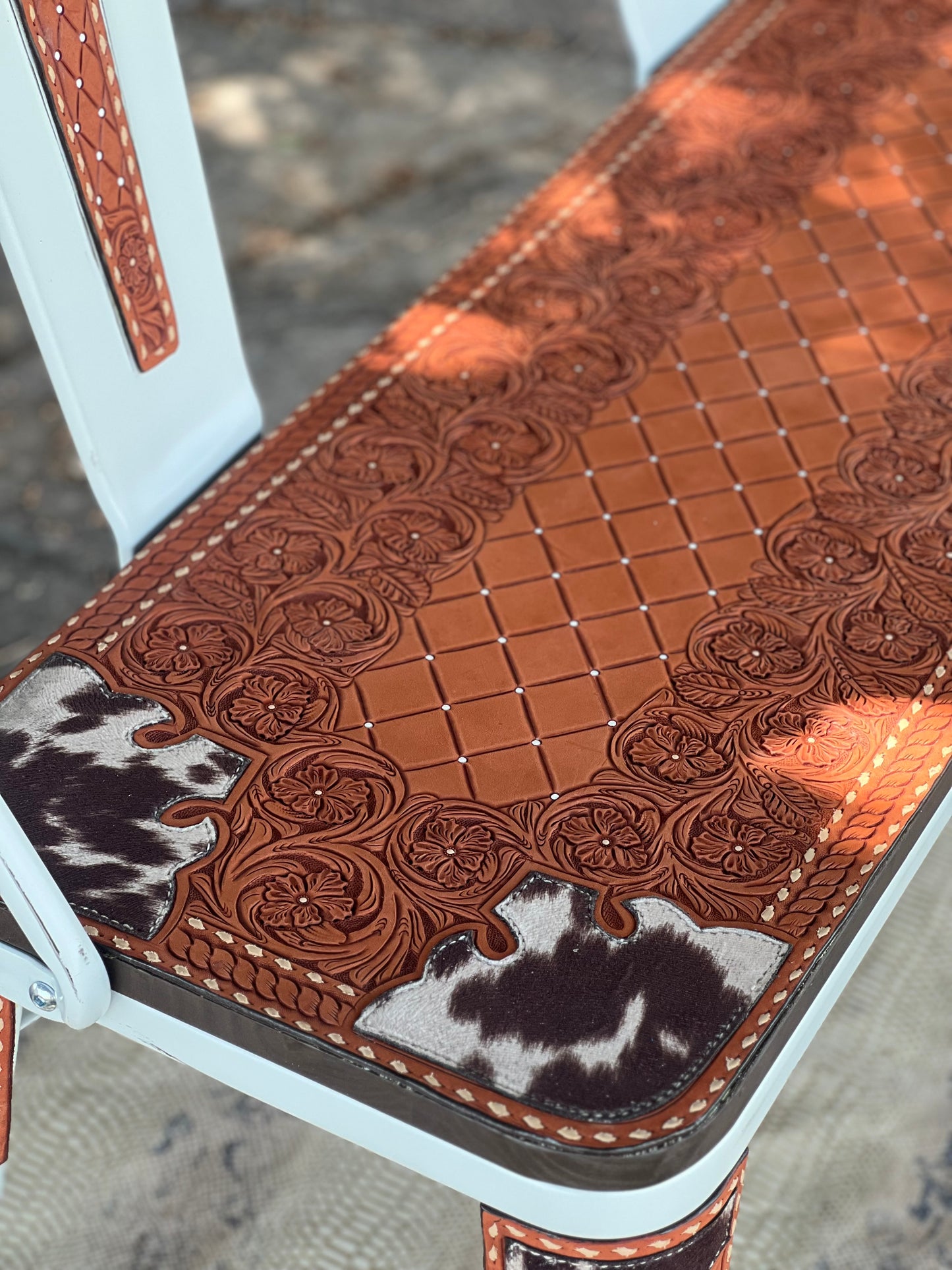 (STOCK)THE COWBOY BENCH