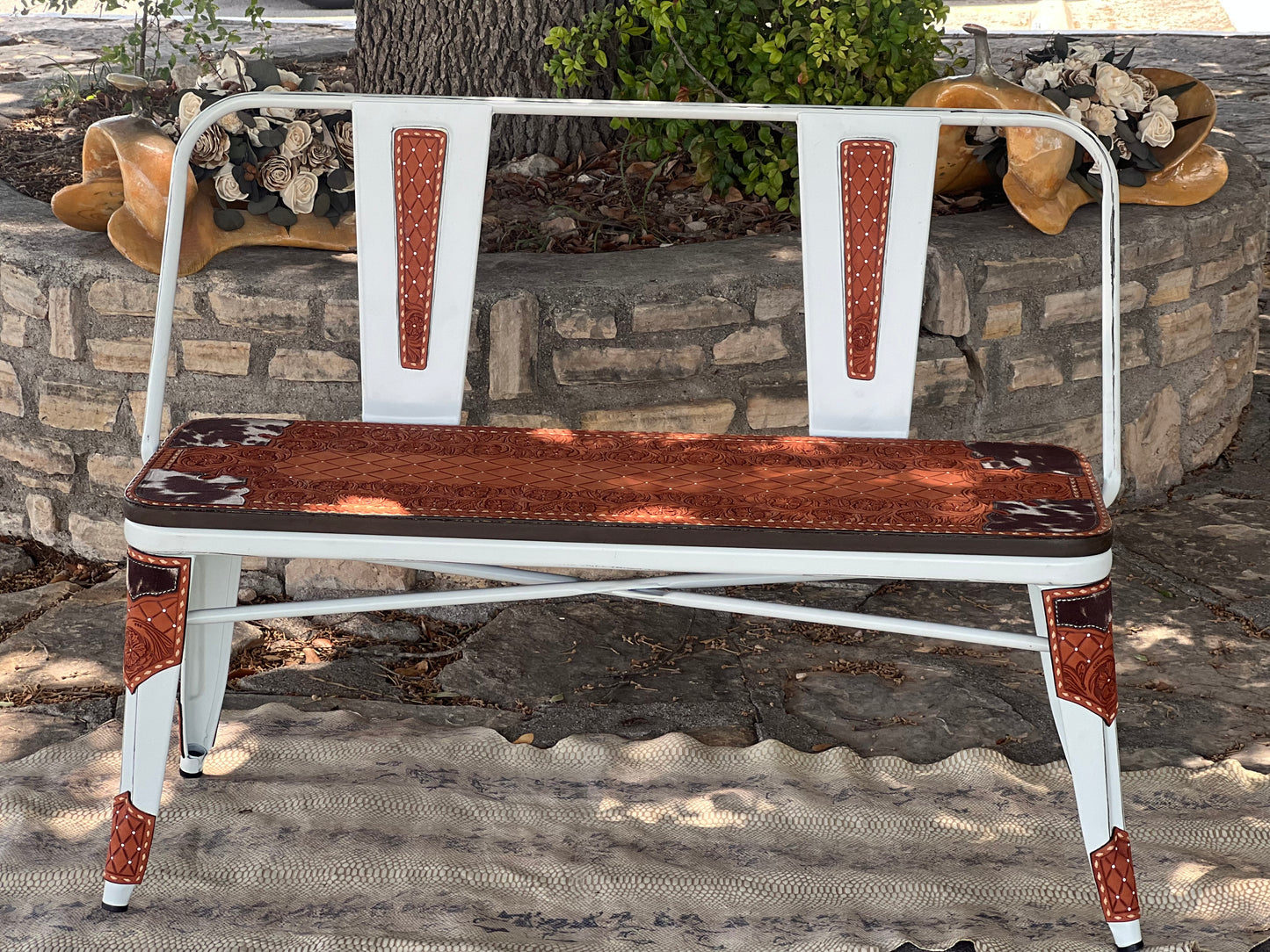 (STOCK)THE COWBOY BENCH