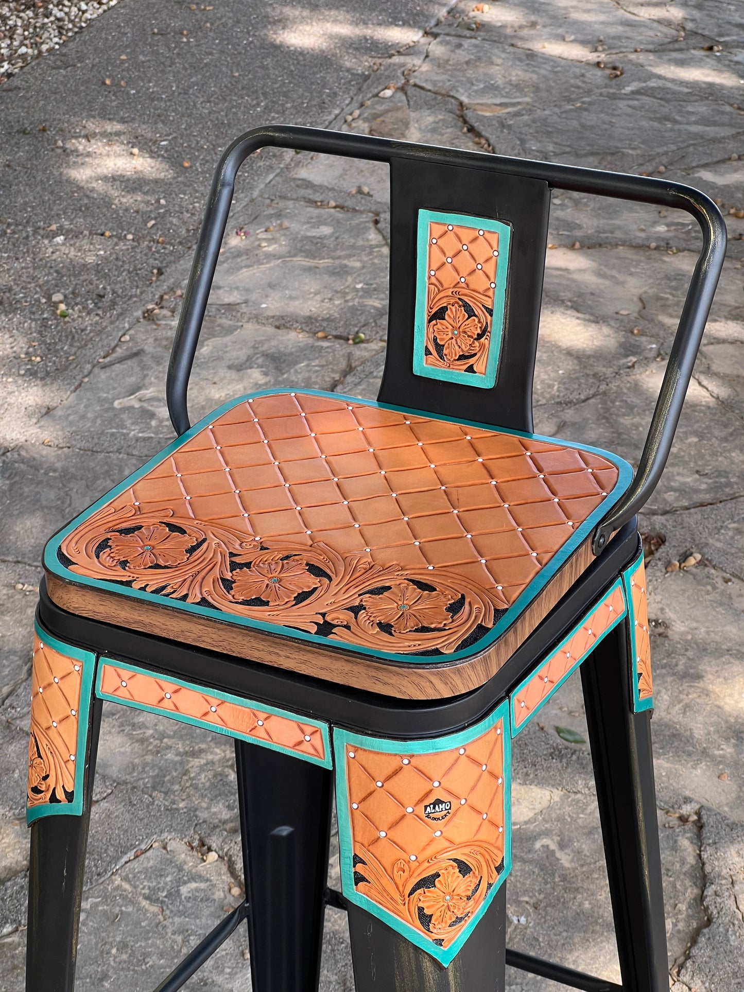 (PRE-ORDER) EL PINTO Barstools w/ Short back