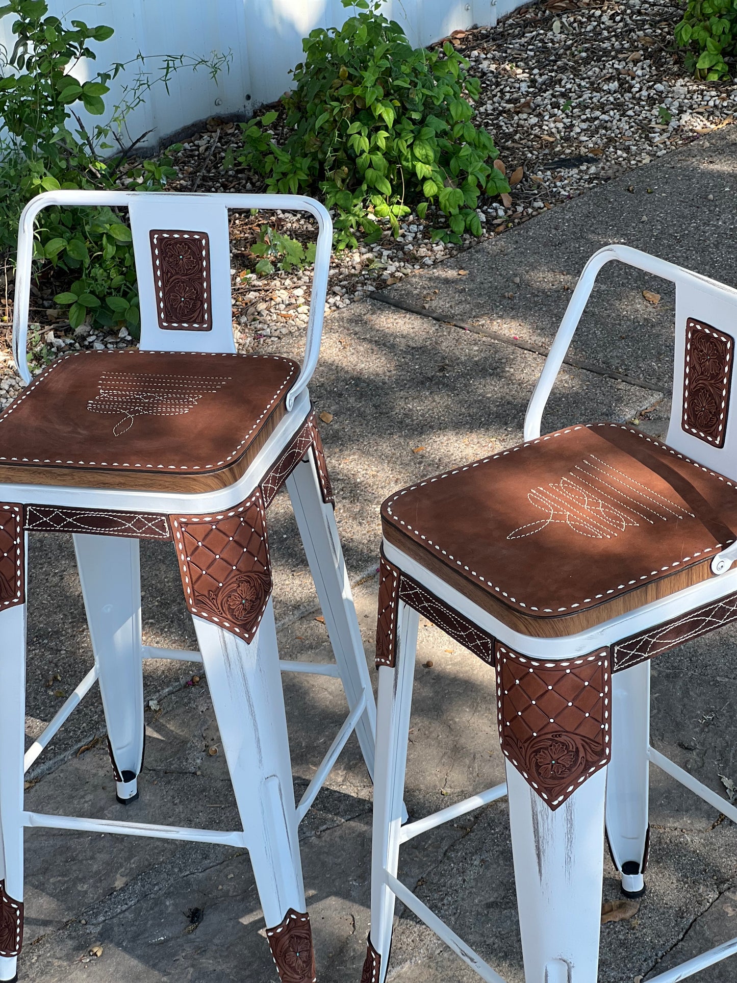 (PRE-ORDER) The Cowboy Stitch Bar Stools w/ short back