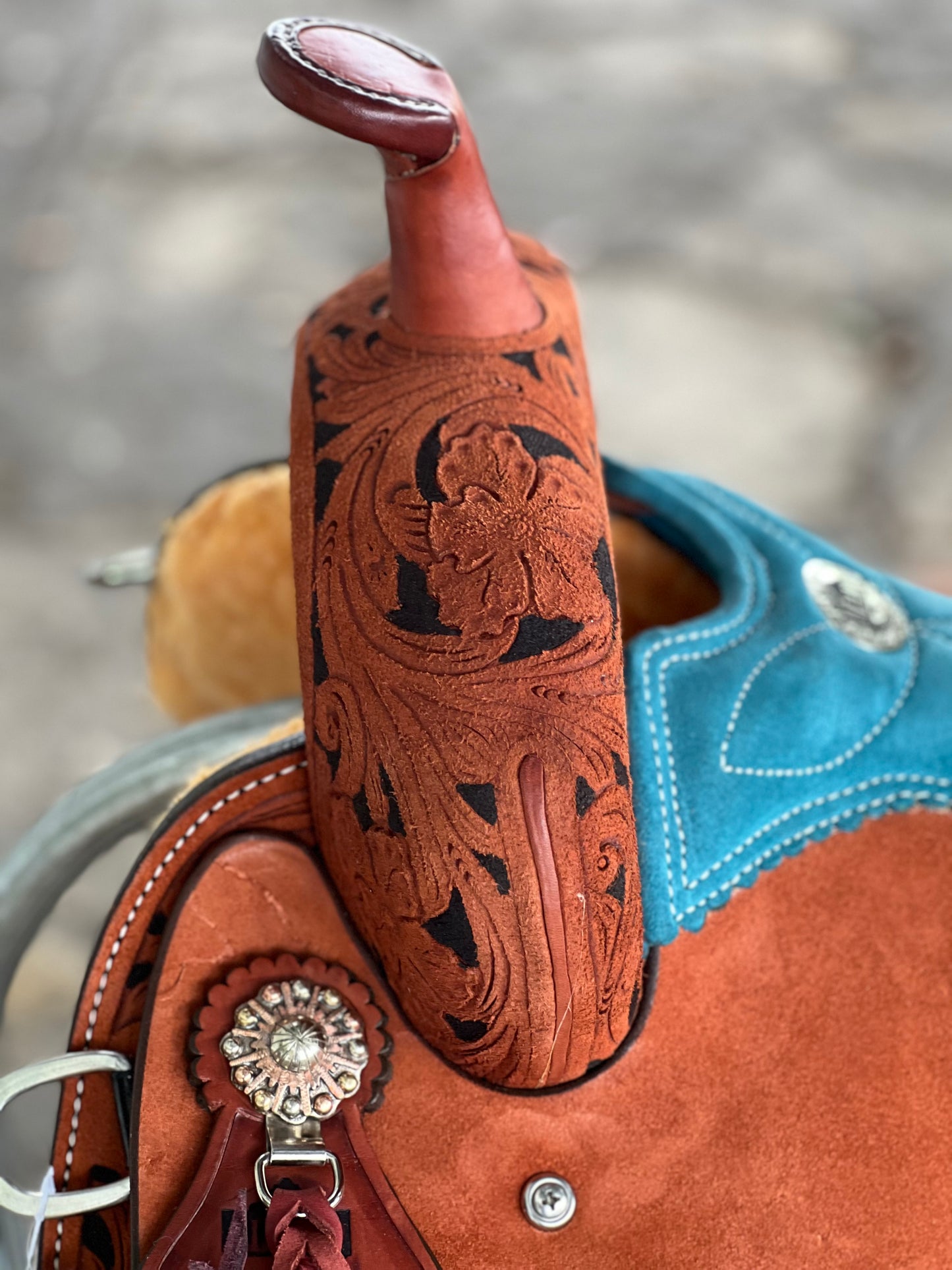 Ranshe Turquoise Barrel Saddle