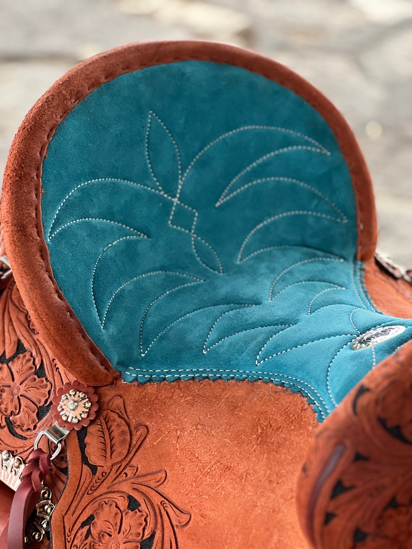 Ranshe Turquoise Barrel Saddle