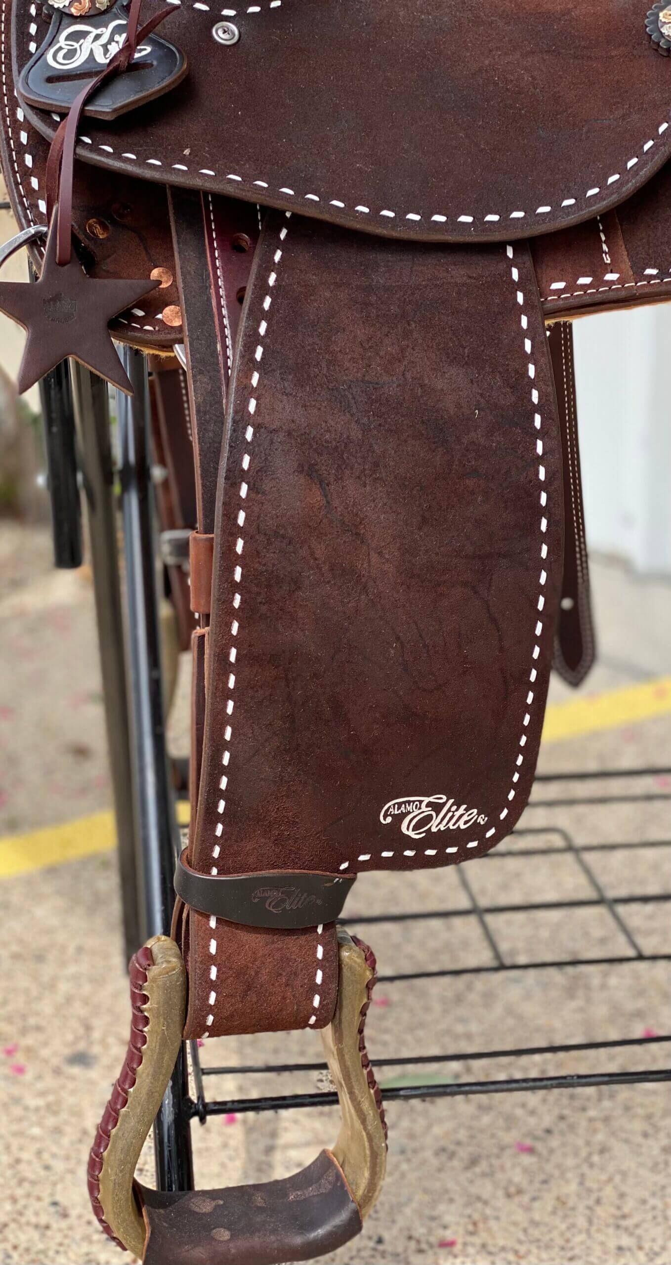 15.5" The KT Synergy Elite Balance Barrel Saddle