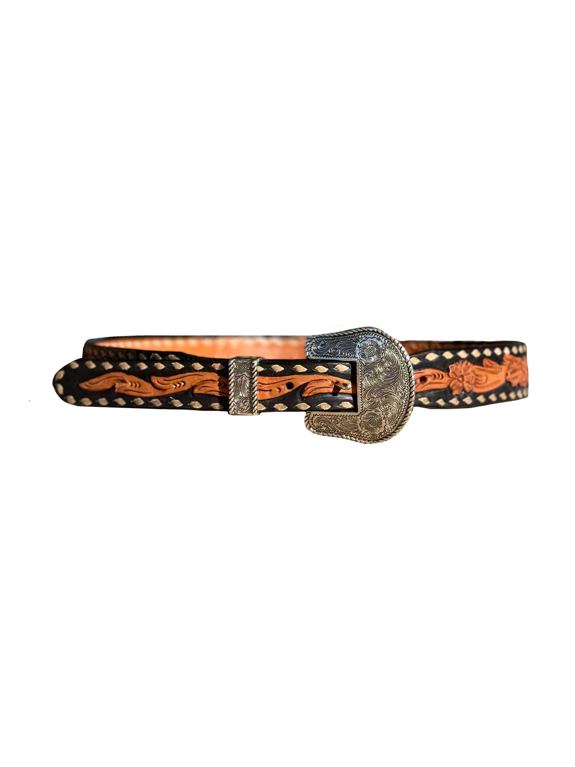 This is our women's TAPERED golden leather belt with black paint to the edge and mini wild rose tooling. It has single buckstitching around the border.